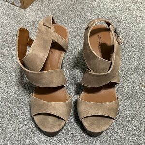 Indigo Women's Sandals in Taupe